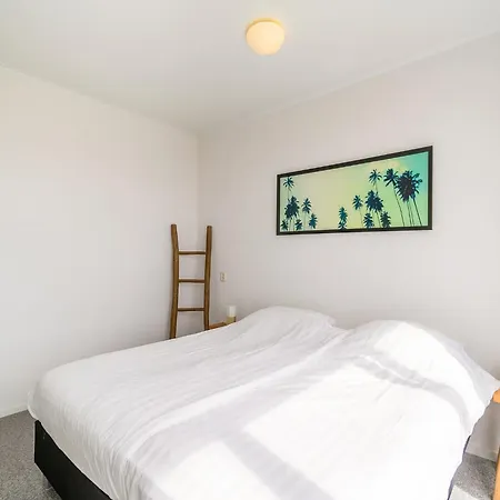 Near North Sea And Lighthouse * 海边的艾格蒙特